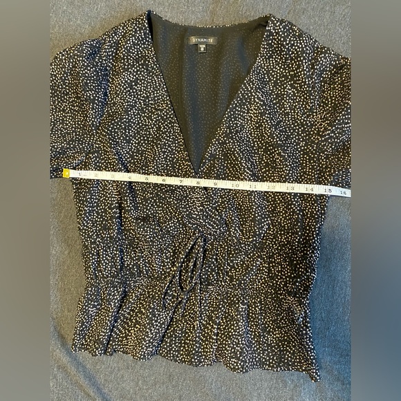 Balloon Sleeve Blouse - Picture 2 of 5